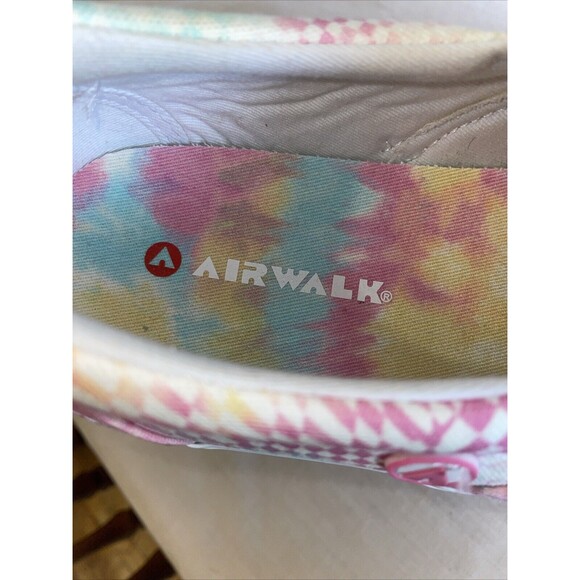 Airwalk Women’s Casual Sneakers Size 8.5 M Multicolor Canvas Comfort Athleisure - Picture 2 of 12